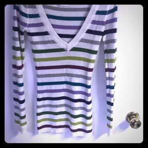 Colorful stripped v neck sweater
